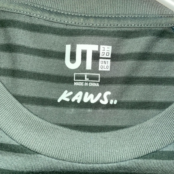 Kaws Uniqlo Tee - Picture 4 of 4